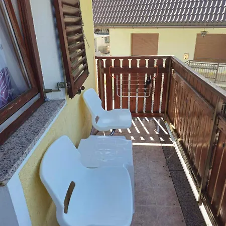 Apartment Kometer